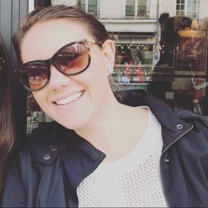 Meet your Posher, Andrea